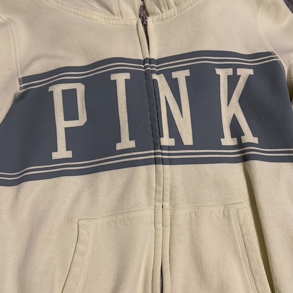 Lot of VS Zip Ups - Picture 4 of 4